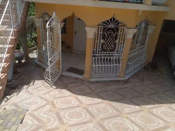 Happy and Comfortable Home - Dış Mekan