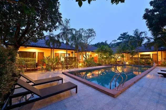 Happy Cottages Phuket - Havuz
