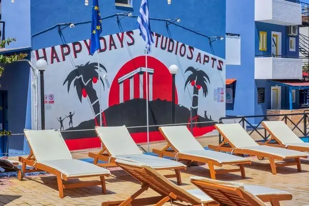 Happy Days Studios - Dış Mekan