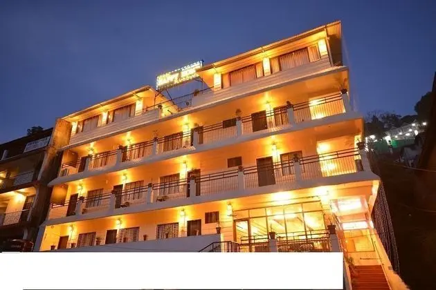 Hotel Happy Home The Lake Paradise