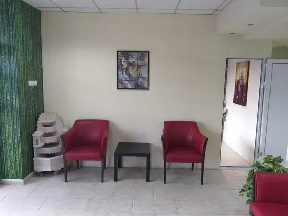 Happy Hostel - Lobi