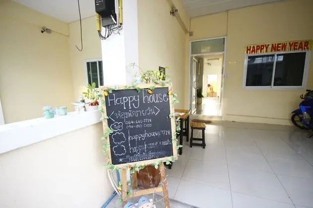 Happy House Bangsaen - Lobi