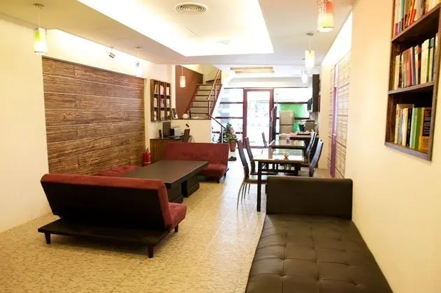 Happy Island Hostel - Vegetarian Guest Only - Lobi