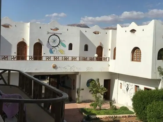 Happy Land Hotel - Dış Mekan