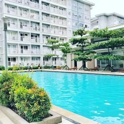 Happy Stay at Trees Residences - Havuz