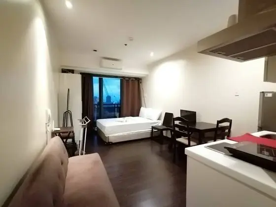 Happy Suites at Knightsbridge Res Makati - Öne Çıkan Resim