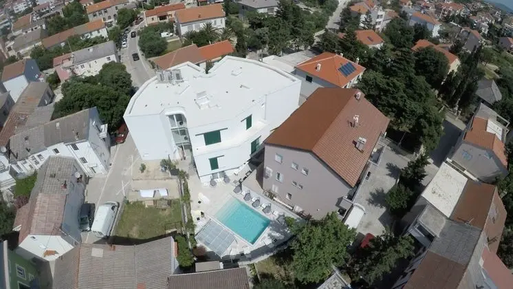 Hotel Happy Sun of Pag - Dış Mekan