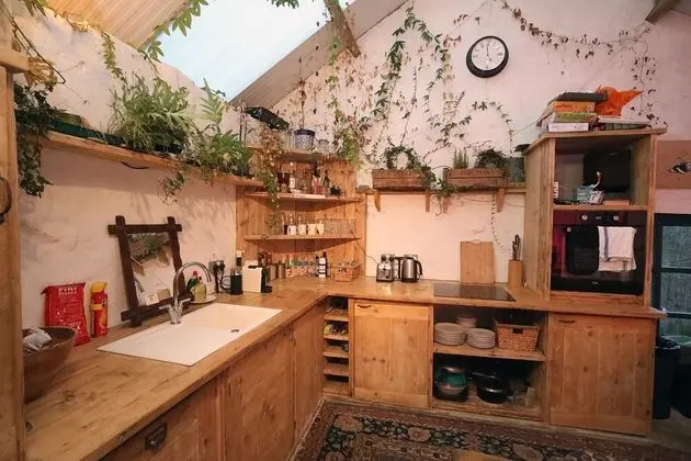 Hapus Yurt, Luxury Yurts & Barn Kitchen - Sleeps 9 - Mutfak