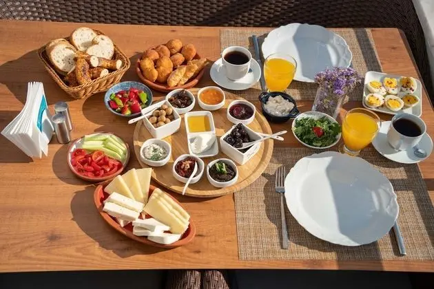 Harakop Pansiyon Cunda - Yerinde Yemek