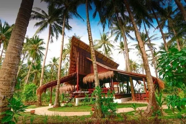 Harana Surf Resort - Hostel