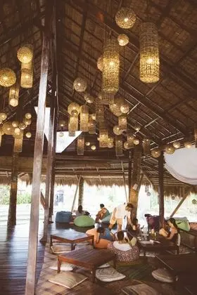 Harana Surf Resort - Hostel - Yerinde Yemek