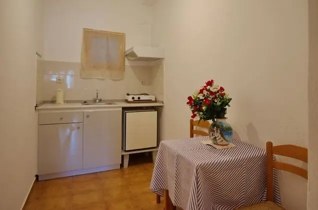 Haravgi Hotel - Oda Düzeni