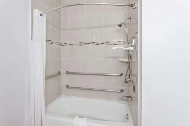 Harbor Inn & Suites - Banyo Tipleri