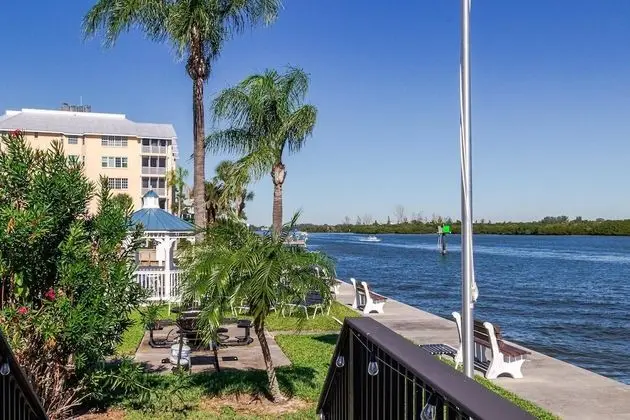 Harbor Towers 2 Bedroom Bay View