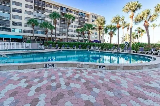 Harbor Towers 2 Bedroom Pool View 2nd Fl