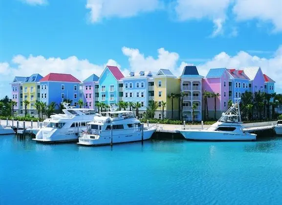 Harborside Resort at Atlantis