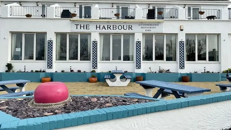 The Harbour Hotel - Dış Mekan