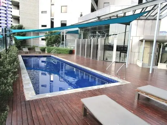 Harbour Escape Apartments - Havuz