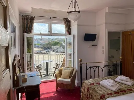 The Harbour - Guest House