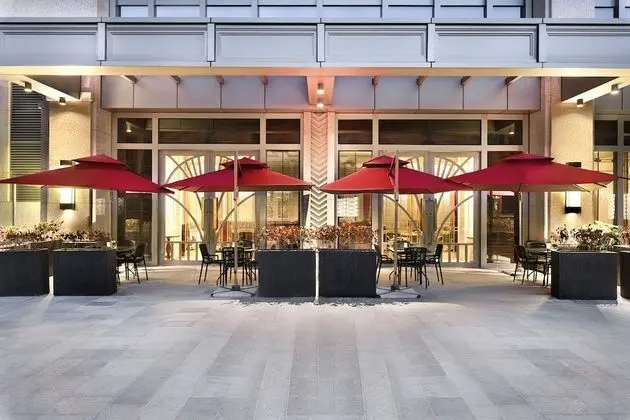 Harbour Plaza Metropolitan