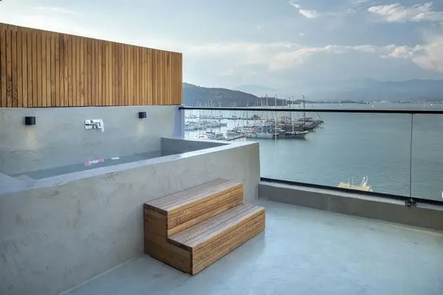 Harbour Suites - Havuz