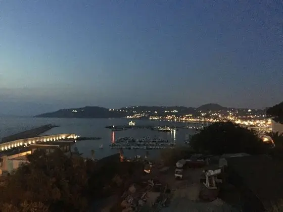 Harbour View - Dış Mekan