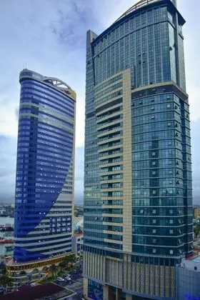 Harbour View Suites - Dış Mekan