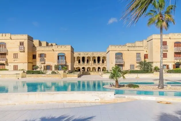 Harbour Views Gozitan Villa + Shared Pool - Havuz