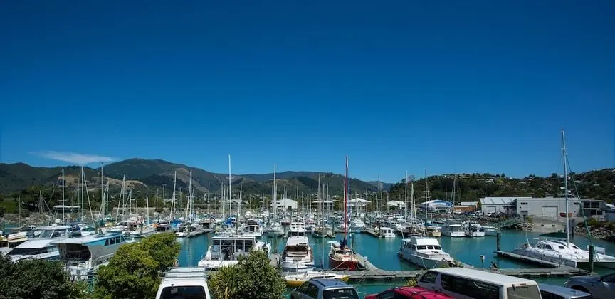 Harbourside Lodge