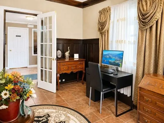 Harbourview Inn & Suites - Lobi