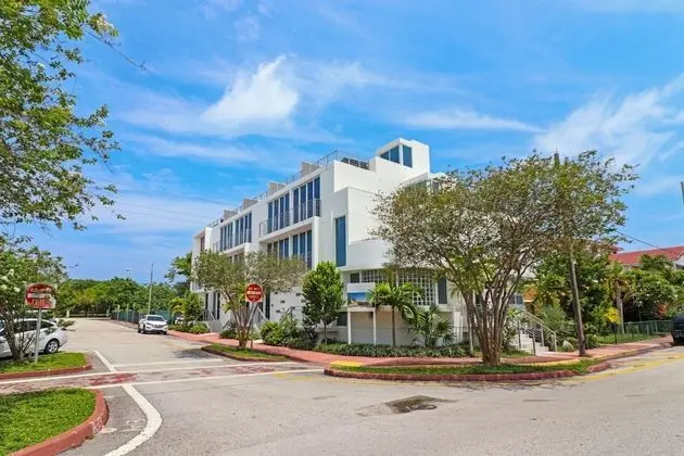 Harding Ave by Sextant