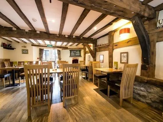 The Hardinge Arms Hotel - Yerinde Yemek