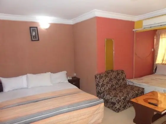Hardrock Hotel and Suites Ltd