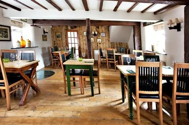 Harewood End Inn