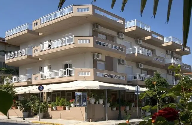 Harisis Apartments