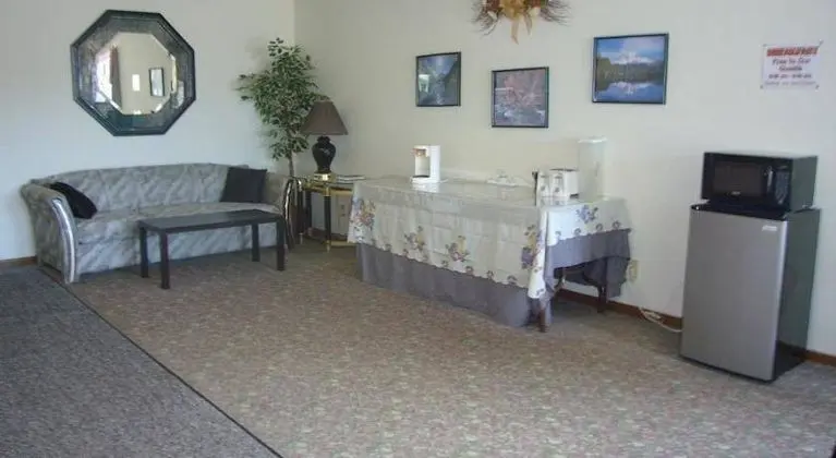 Harlan Inn and Suites