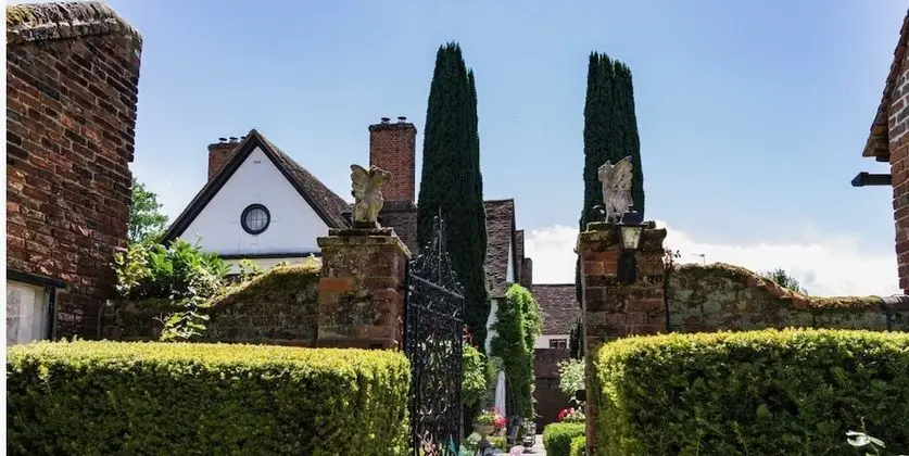 Harlington Manor - Dış Mekan