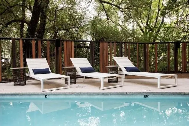 Harmon Guest House - Havuz