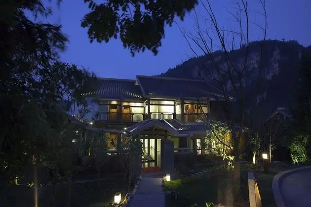 Harmona Resort & Spa Zhangjiajie - Oda