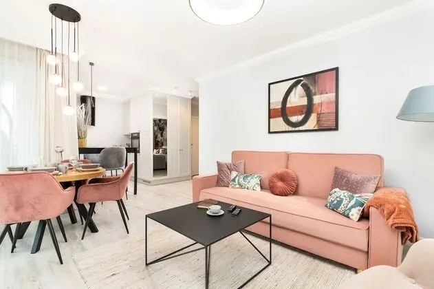 Harmonia Oliwska Gdansk by Renters