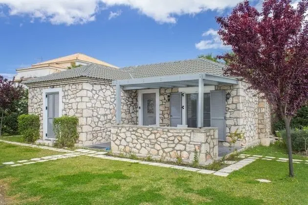 Harmony Villa 1 - 2bedrooms, Sleeps 6, Wifi, Parking, Near Laganas Beach