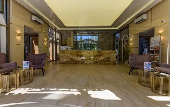 Harmony Suites Grand Resort - Lobi