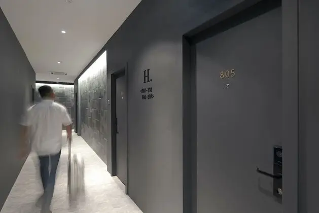 Harper Boutique Hotel at Sutera Avenue - Lobi