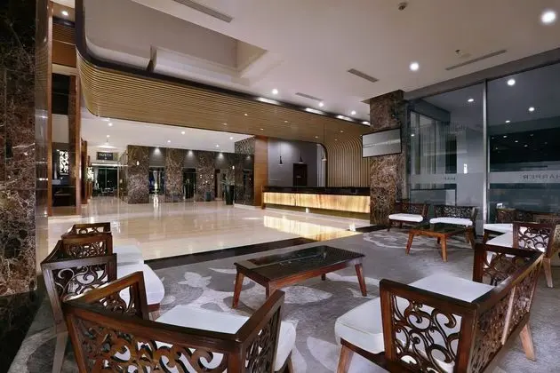 Harper Mangkubumi Yogyakarta - Lobi