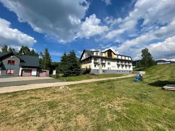 Hotel Harrachov Inn - Dış Mekan