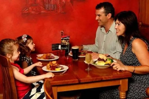 Harrigan's Irish Pub & Accommodation