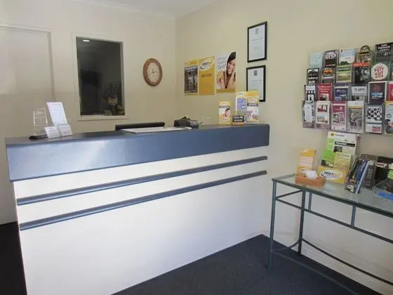 Harringtons Motor Lodge - Lobi