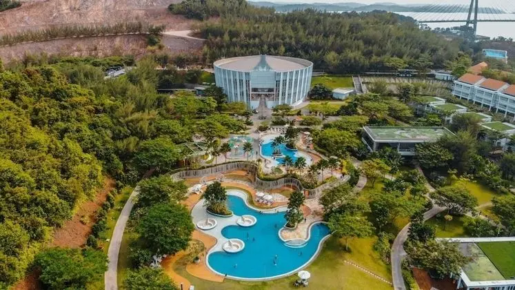 HARRIS Resort Barelang Batam