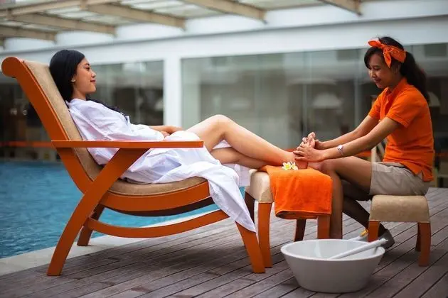 HARRIS Hotel & Conventions Denpasar - Bali - CHSE Certified - Spa