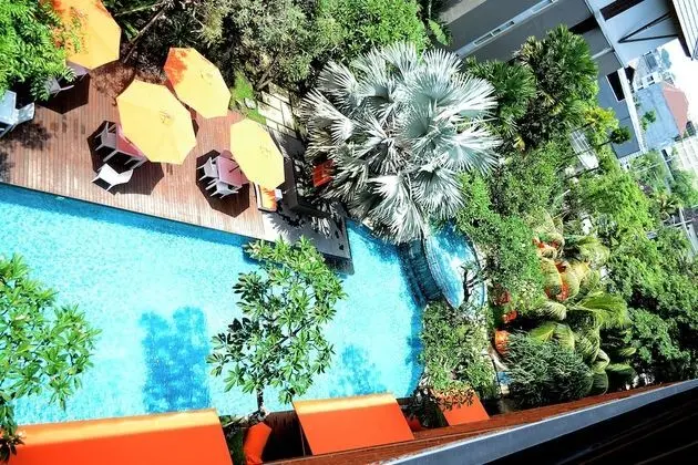 HARRIS Hotel & Residence Sunset Road - Bali - CHSE Certified - Havuz